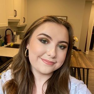 Meet your Posher, Sierra